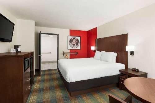 Ramada by Wyndham San Antonio Near SeaWorld/Lackland AFB image 16