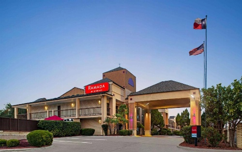 Ramada by Wyndham San Antonio Near SeaWorld/Lackland AFB image 25