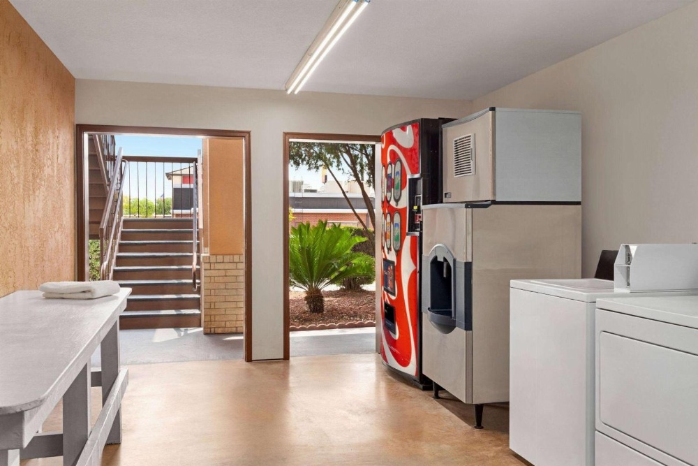 Ramada by Wyndham San Antonio Near SeaWorld/Lackland AFB Main image
